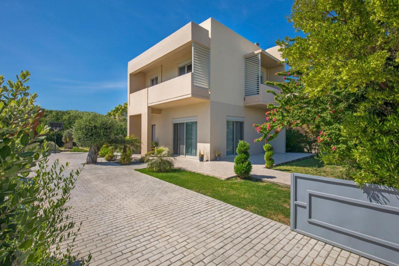 Rainbow Luxurious In Ialysos (Rhodes)