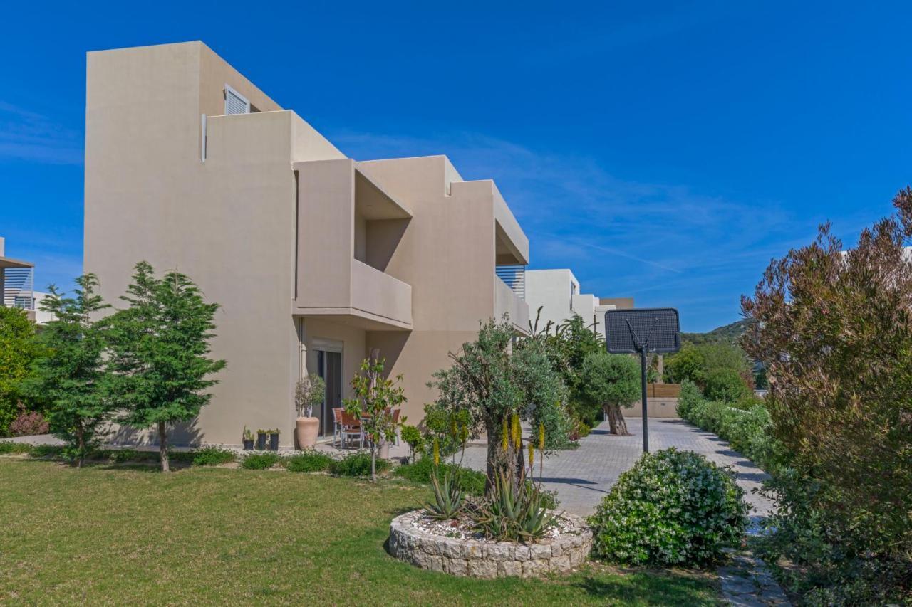 Villa Rainbow Luxurious In Ialysos (Rhodes)